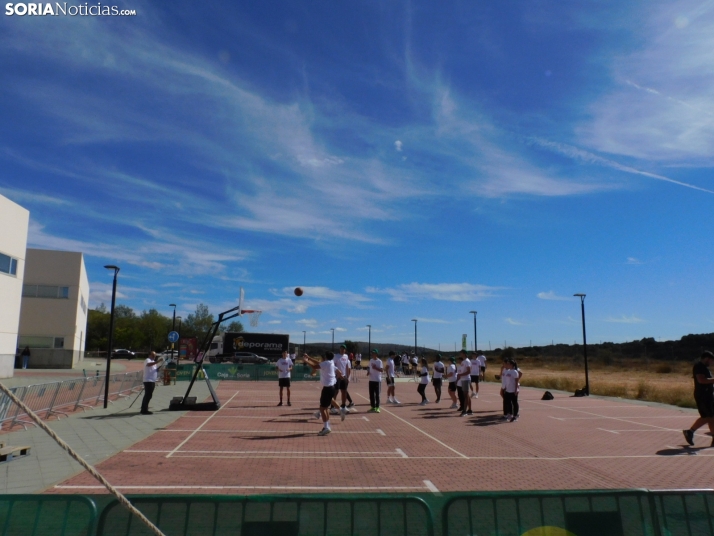 GALER&Iacute;A | El deporte universitario vibra en el Campus de Soria con la Olimpiada de Caja Rural