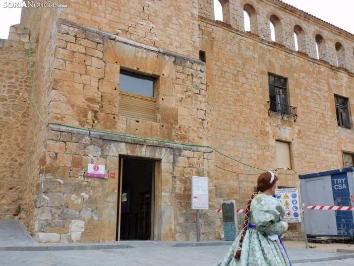 EN FOTOS | Con mucha ilusi&oacute;n, los vecinos de Berlanga ven como su pueblo ya es uno de Los pueblos m&aac