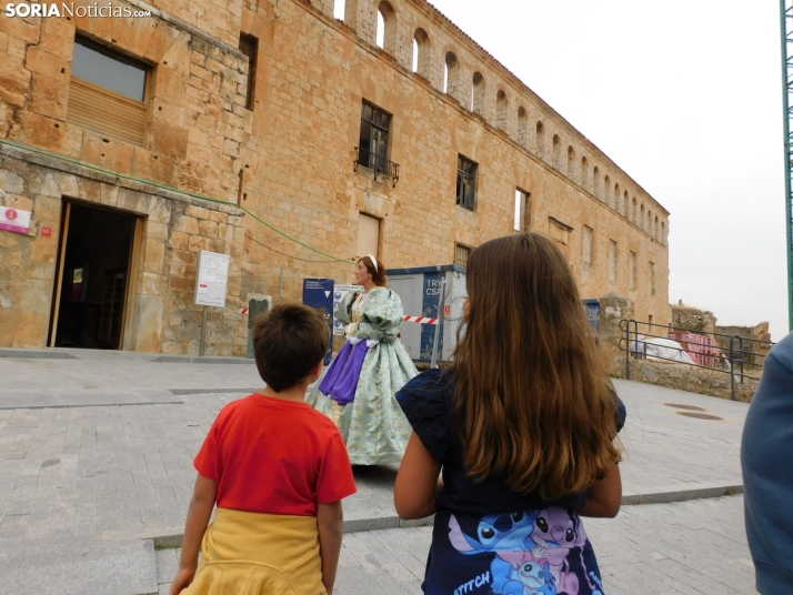 EN FOTOS | Con mucha ilusi&oacute;n, los vecinos de Berlanga ven como su pueblo ya es uno de Los pueblos m&aac