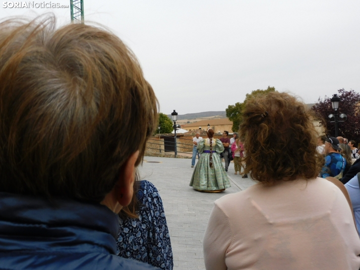 EN FOTOS | Con mucha ilusi&oacute;n, los vecinos de Berlanga ven como su pueblo ya es uno de Los pueblos m&aac