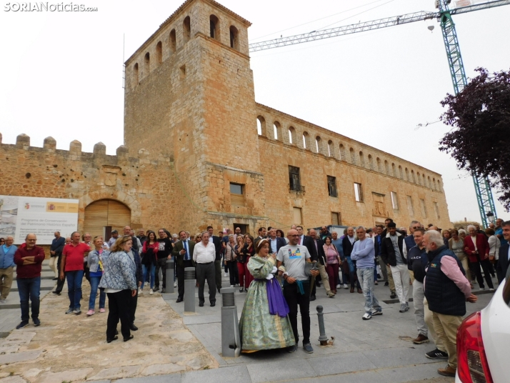 EN FOTOS | Con mucha ilusi&oacute;n, los vecinos de Berlanga ven como su pueblo ya es uno de Los pueblos m&aac