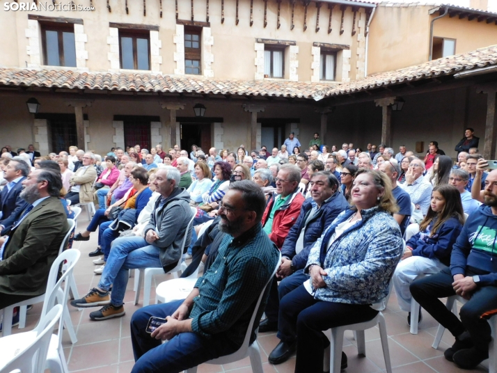 EN FOTOS | Con mucha ilusi&oacute;n, los vecinos de Berlanga ven como su pueblo ya es uno de Los pueblos m&aac