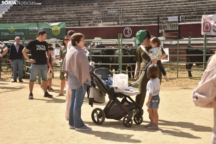 Buen ambiente en la Feria Ganadera de Soria. 