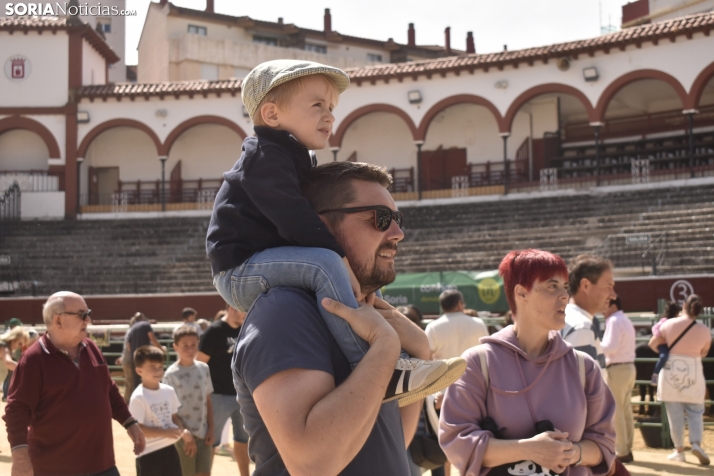 Buen ambiente en la Feria Ganadera de Soria. 