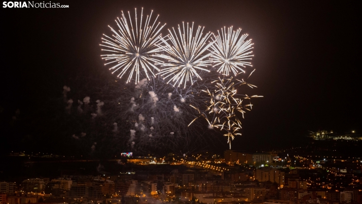 Programa completo de San Saturio 2025 día por día: todos los detalles, conciertos, cabezudos, toros…