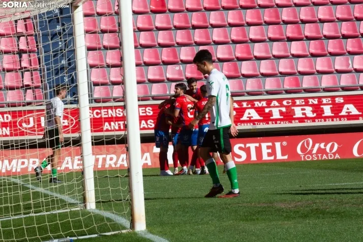 Numancia vs Rayo Cantabria