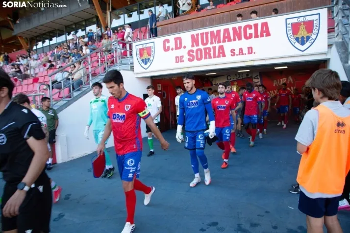 Numancia vs Rayo Cantabria