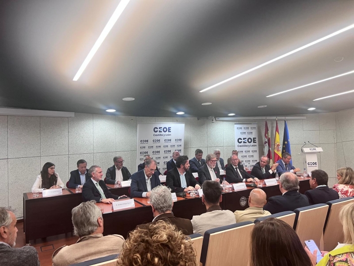 CEOE Castilla y León reelige al soriano Santiago Aparicio como su presidente