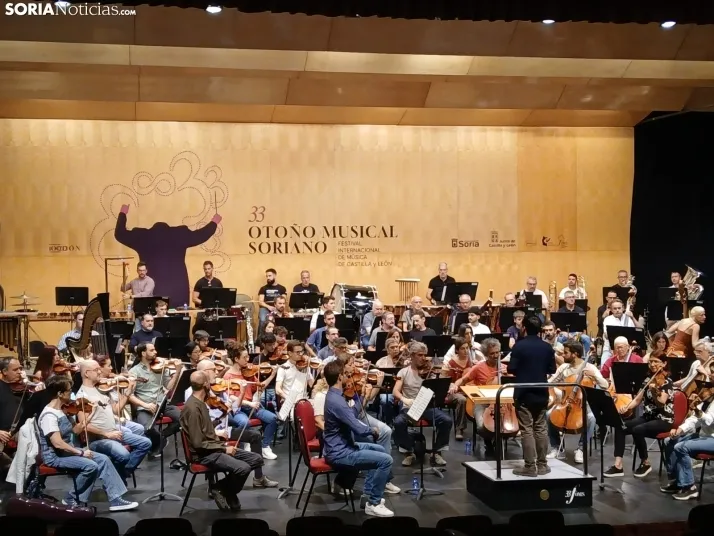 Ensayo de la Banda Nacional de Música en el Palacio de la Audiencia