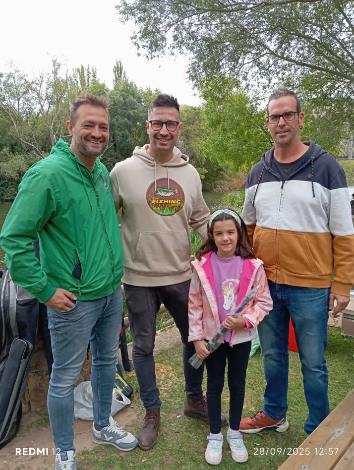 Fotos: Las j&oacute;venes promesas del mundo de la pesca se dan cita en el r&iacute;o Duero