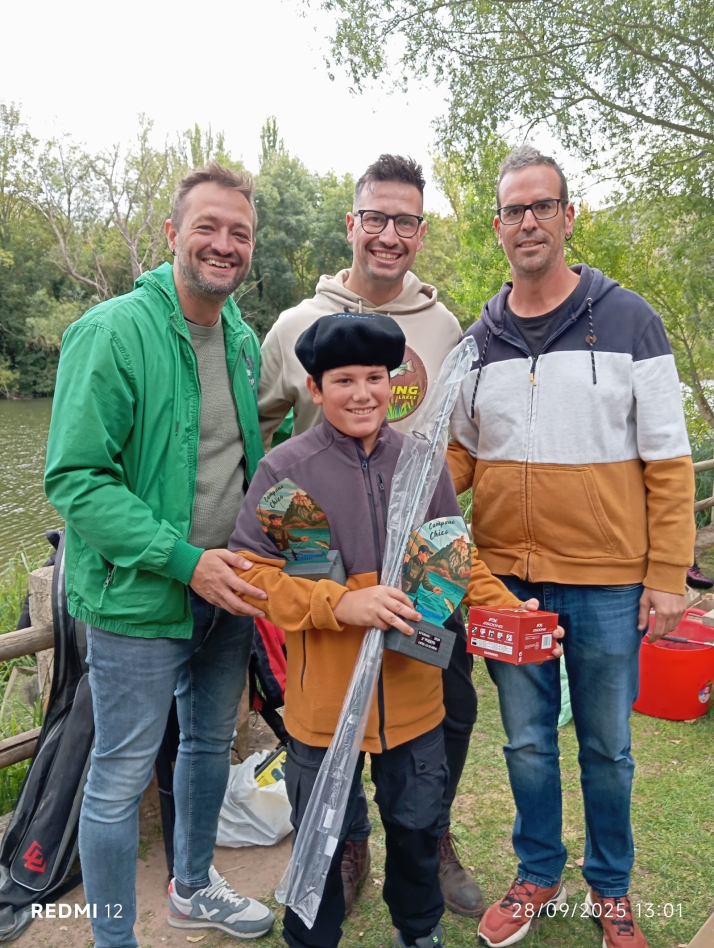 Fotos: Las j&oacute;venes promesas del mundo de la pesca se dan cita en el r&iacute;o Duero