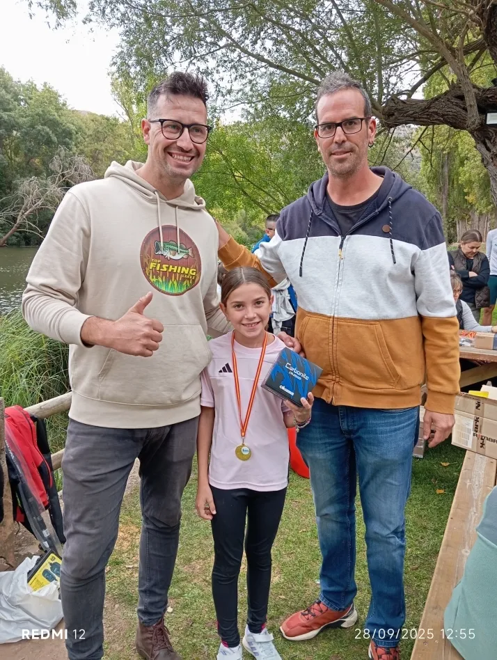 Fotos: Las j&oacute;venes promesas del mundo de la pesca se dan cita en el r&iacute;o Duero
