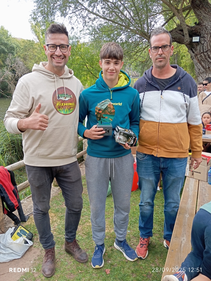 Fotos: Las j&oacute;venes promesas del mundo de la pesca se dan cita en el r&iacute;o Duero