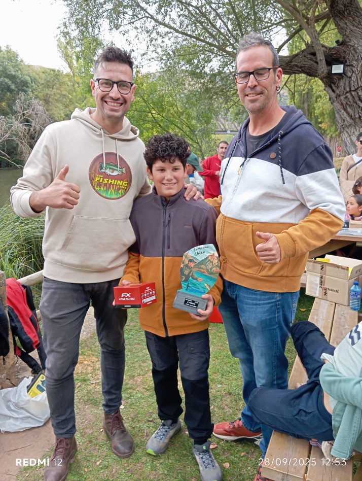 Fotos: Las j&oacute;venes promesas del mundo de la pesca se dan cita en el r&iacute;o Duero