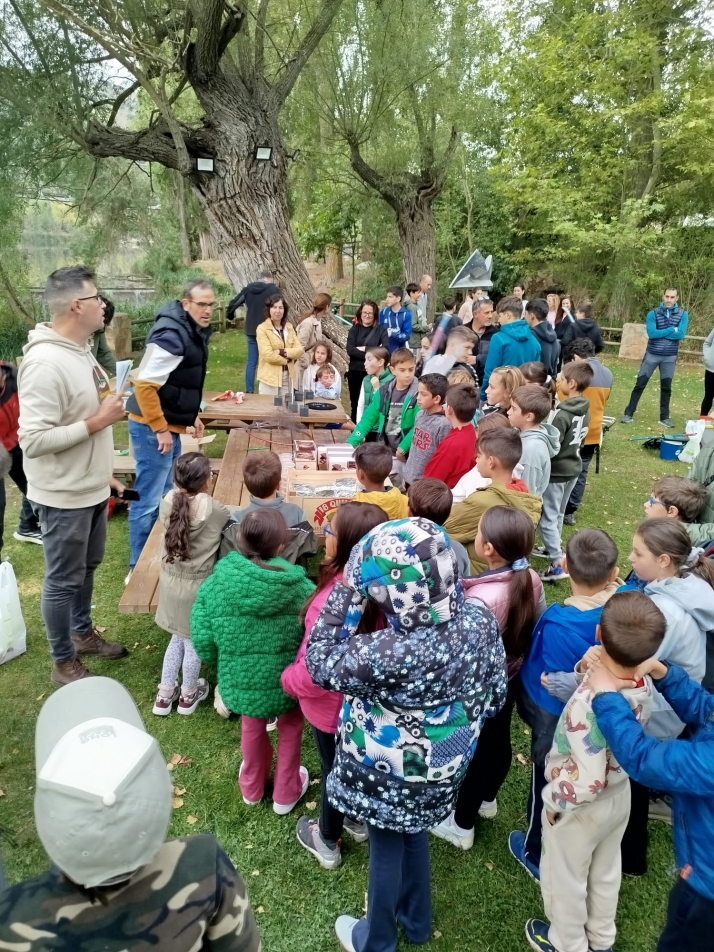 Fotos: Las j&oacute;venes promesas del mundo de la pesca se dan cita en el r&iacute;o Duero