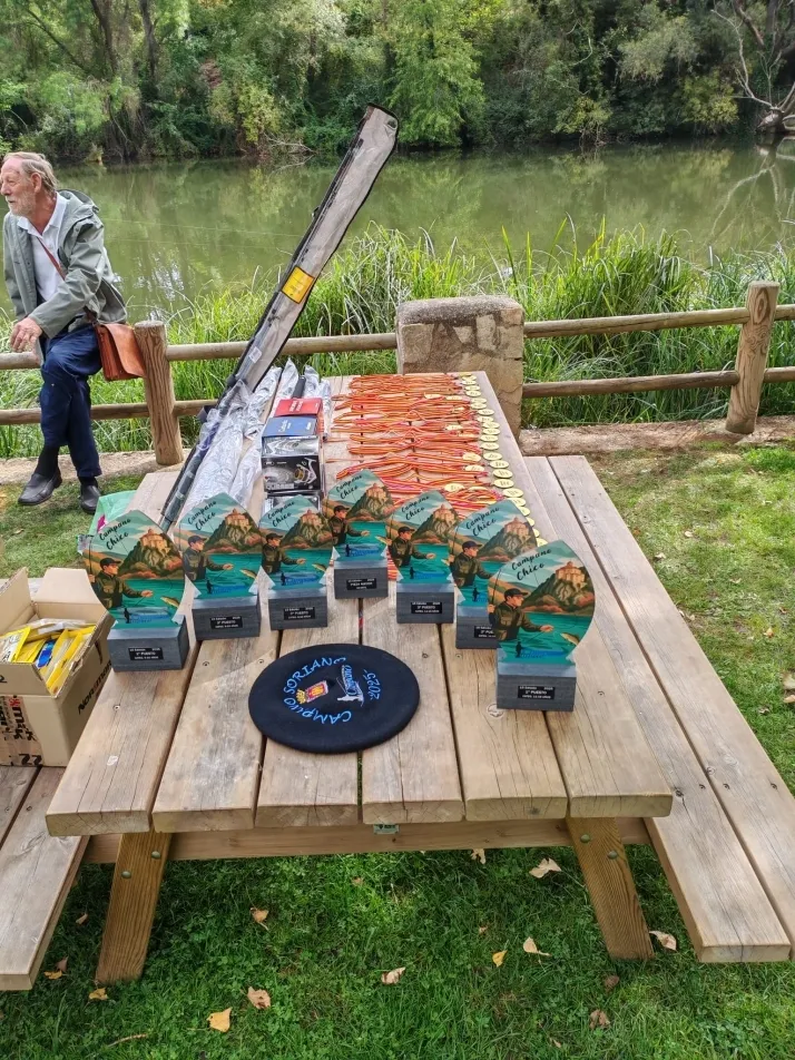 Fotos: Las j&oacute;venes promesas del mundo de la pesca se dan cita en el r&iacute;o Duero