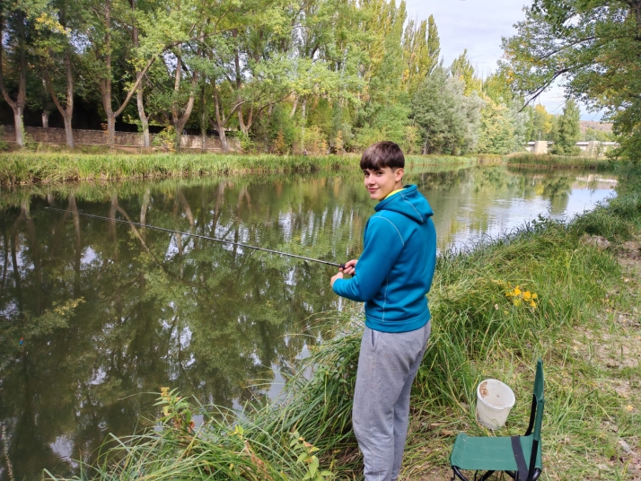 Fotos: Las j&oacute;venes promesas del mundo de la pesca se dan cita en el r&iacute;o Duero