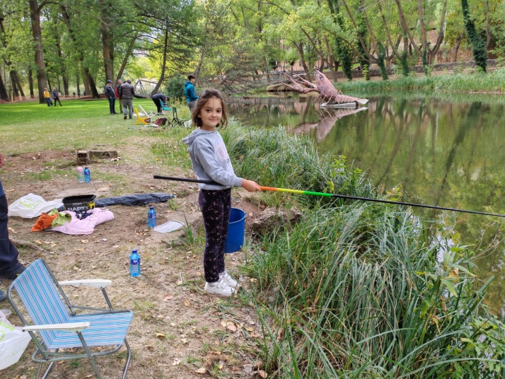 Fotos: Las j&oacute;venes promesas del mundo de la pesca se dan cita en el r&iacute;o Duero