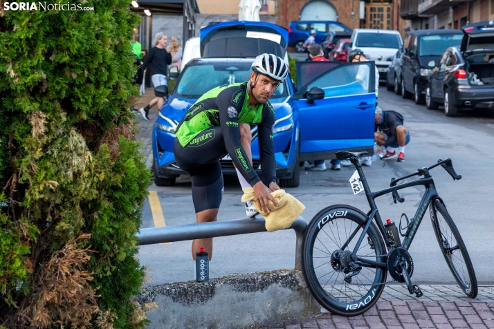 Ciclismo senior San Leonardo 2025./ Viksar Fotografía