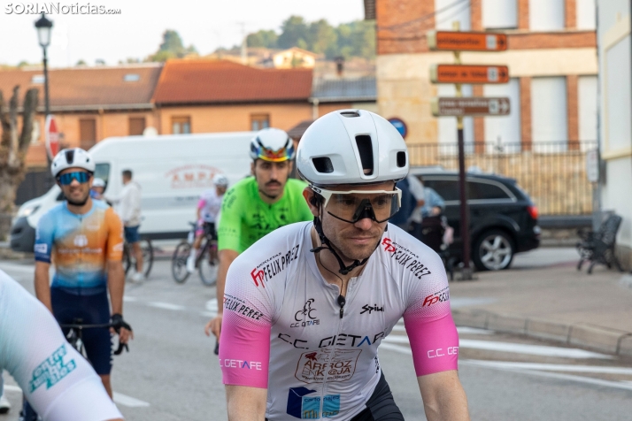 Ciclismo senior San Leonardo 2025./ Viksar Fotografía