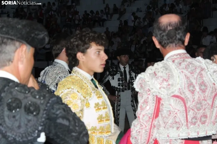 Fotos: La corrida de toros de Almaz&aacute;n acaba con la puerta grande de V&iacute;ctor Hern&aacute;ndez y Ja