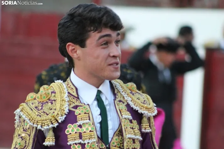 Fotos: La corrida de toros de Almaz&aacute;n acaba con la puerta grande de V&iacute;ctor Hern&aacute;ndez y Ja