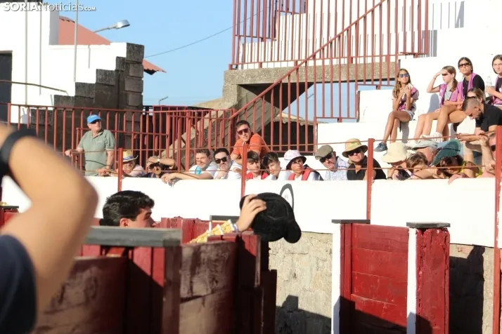 Fotos: La corrida de toros de Almaz&aacute;n acaba con la puerta grande de V&iacute;ctor Hern&aacute;ndez y Ja