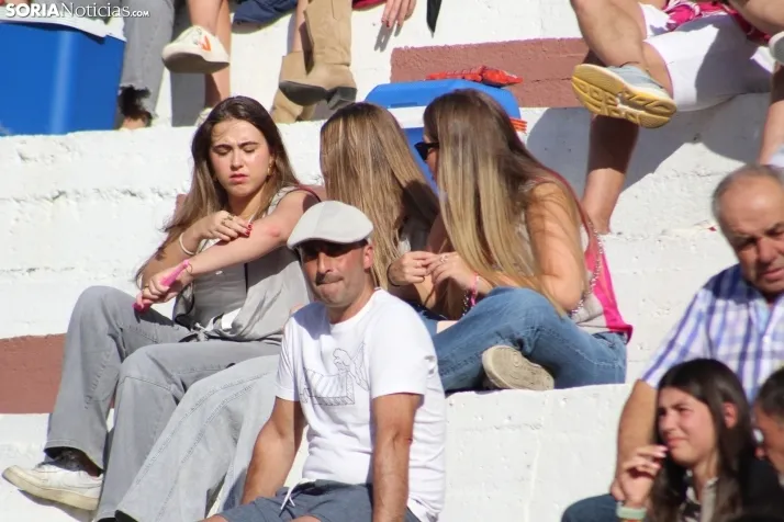 Fotos: La corrida de toros de Almaz&aacute;n acaba con la puerta grande de V&iacute;ctor Hern&aacute;ndez y Ja