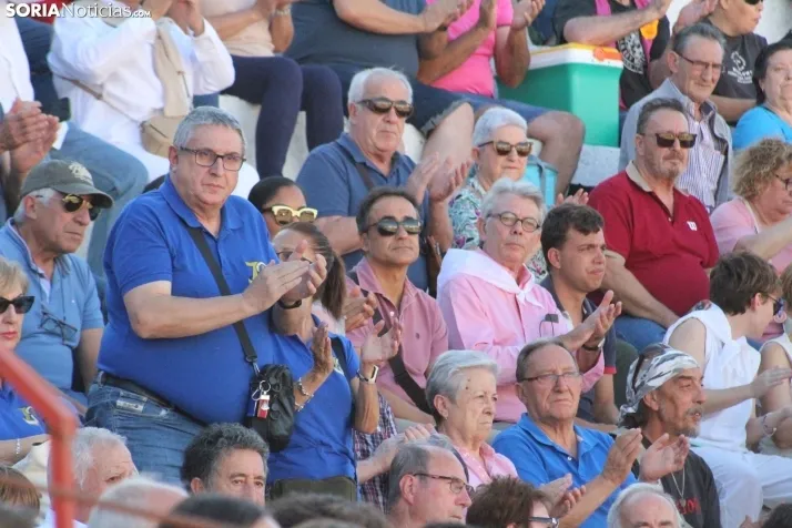 Fotos: La corrida de toros de Almaz&aacute;n acaba con la puerta grande de V&iacute;ctor Hern&aacute;ndez y Ja