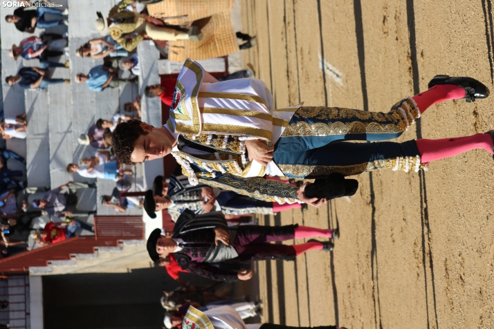 Fotos: La corrida de toros de Almaz&aacute;n acaba con la puerta grande de V&iacute;ctor Hern&aacute;ndez y Ja