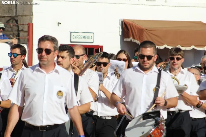 Fotos: La corrida de toros de Almaz&aacute;n acaba con la puerta grande de V&iacute;ctor Hern&aacute;ndez y Ja