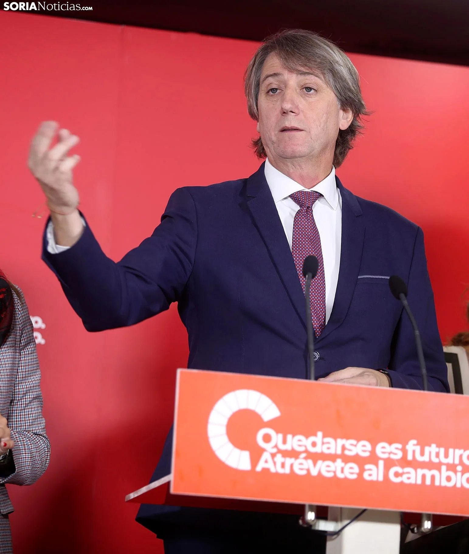 Carlos Martínez Mínguez en rueda de prensa hoy. 