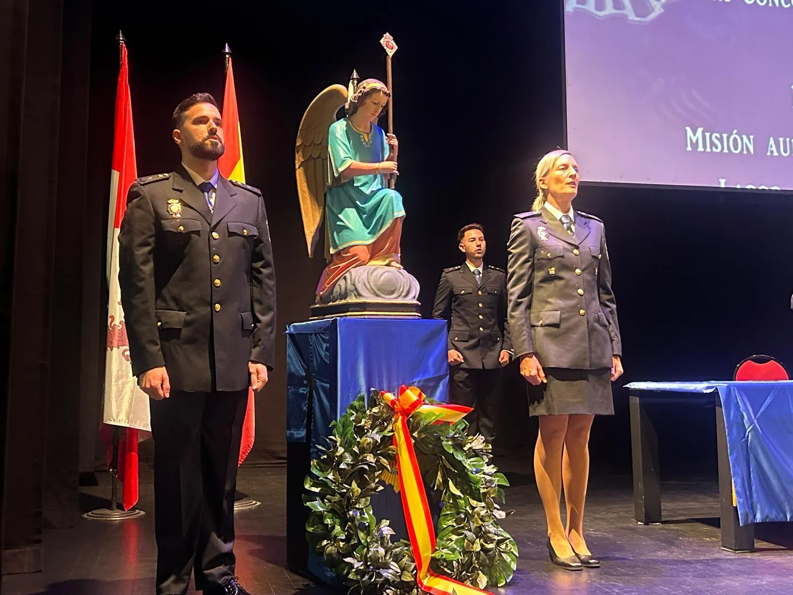 Foto 2 - La Polic&iacute;a Nacional de Soria celebra a sus patronos con 14 condecoraciones y el adi&oacute;s a su comisario