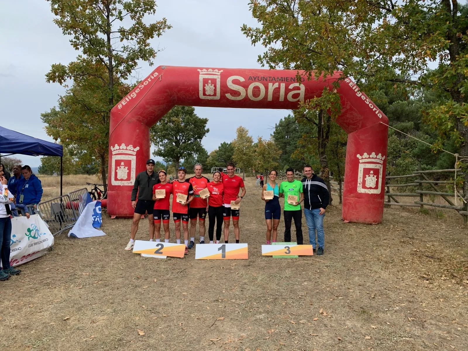 Foto 2 - Marina Mu&ntilde;oz y Jaime Izquierdo se imponen en el Duatl&oacute;n de Valonsadero