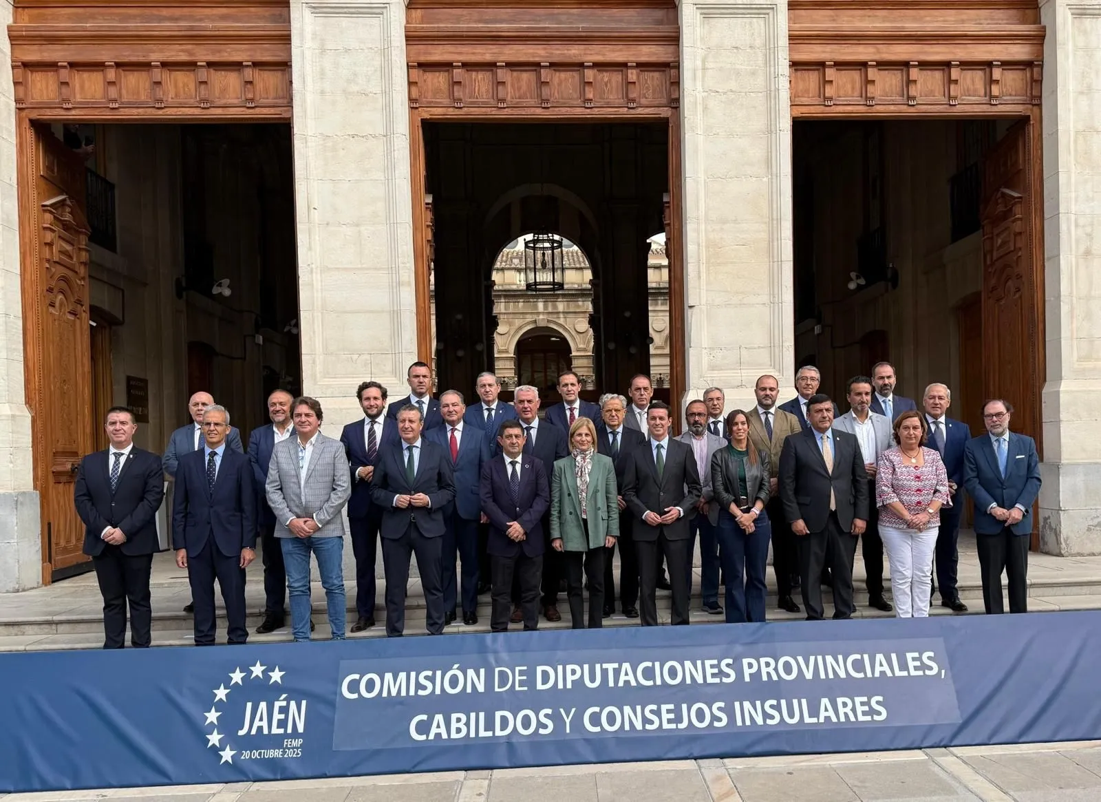 Foto 2 - Serrano denuncia que Soria podr&iacute;a recibir 212 millones en ayudas y solo obtiene 16