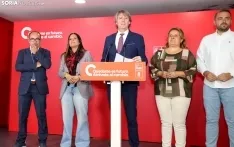 Carlos Martínez Mínguez en rueda de prensa hoy. 