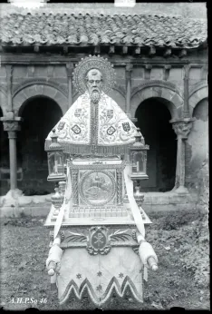 La Soria de hace un siglo: La imágen de San Saturio en el claustro de San Pedro (AHPSo 46)