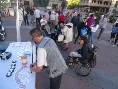 Foto 33 - CR&Oacute;NICA Y FOTOS | Una 'cacerolada' en Soria para que se oiga la voz de las personas con par&aacute;lisis cerebral