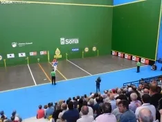 Trofeo de pelota mano San Saturio.