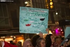 Decenas de manifestantes pro-palestina sorprenden en la procesión del patrón de Soria