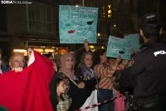 Decenas de manifestantes pro-palestina sorprenden en la procesión del patrón de Soria