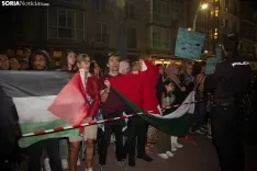 Decenas de manifestantes pro-palestina sorprenden en la procesión del patrón de Soria