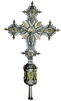 Cruz procesional de Atauta. /DOS