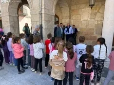 Foto 3 - El Burgo de Osma recibe con honores a Vicente del Bosque: &ldquo;Ten&iacute;a una deuda con este pueblo&rdquo;