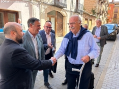 Vicente del Bosque en su visita al Burgo de Osma.