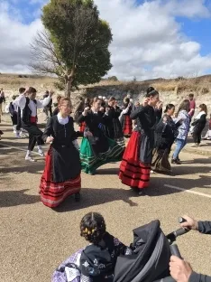Caltojar honra a su patrona. 