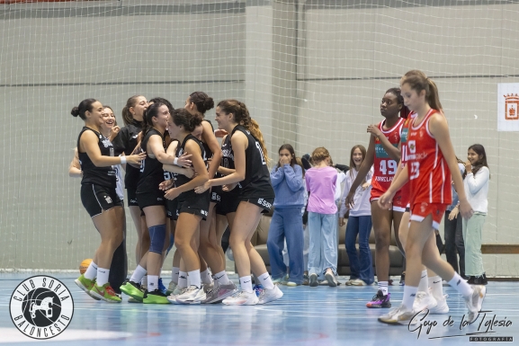 El CSB Semillas Adolfo remonta 17 puntos y gana en Soria