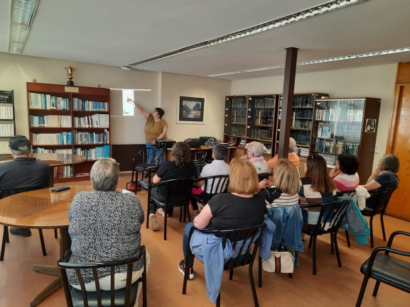 Talleres de móviles para mayores en zonas rurales de Soria