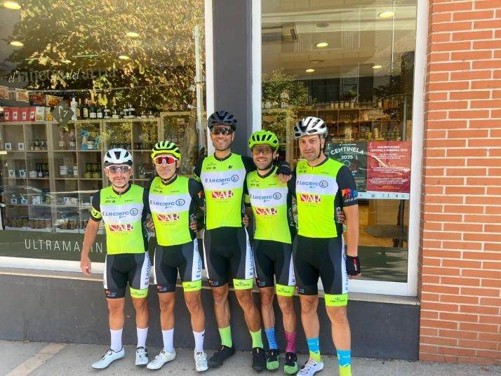 El equipo ciclista Eleclerc Soria da una gran imagen en Tarazona