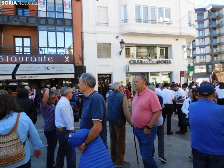 GALER&Iacute;A | Soria ya respira el ambiente festivo de San Saturio con el pasacalles de la Banda